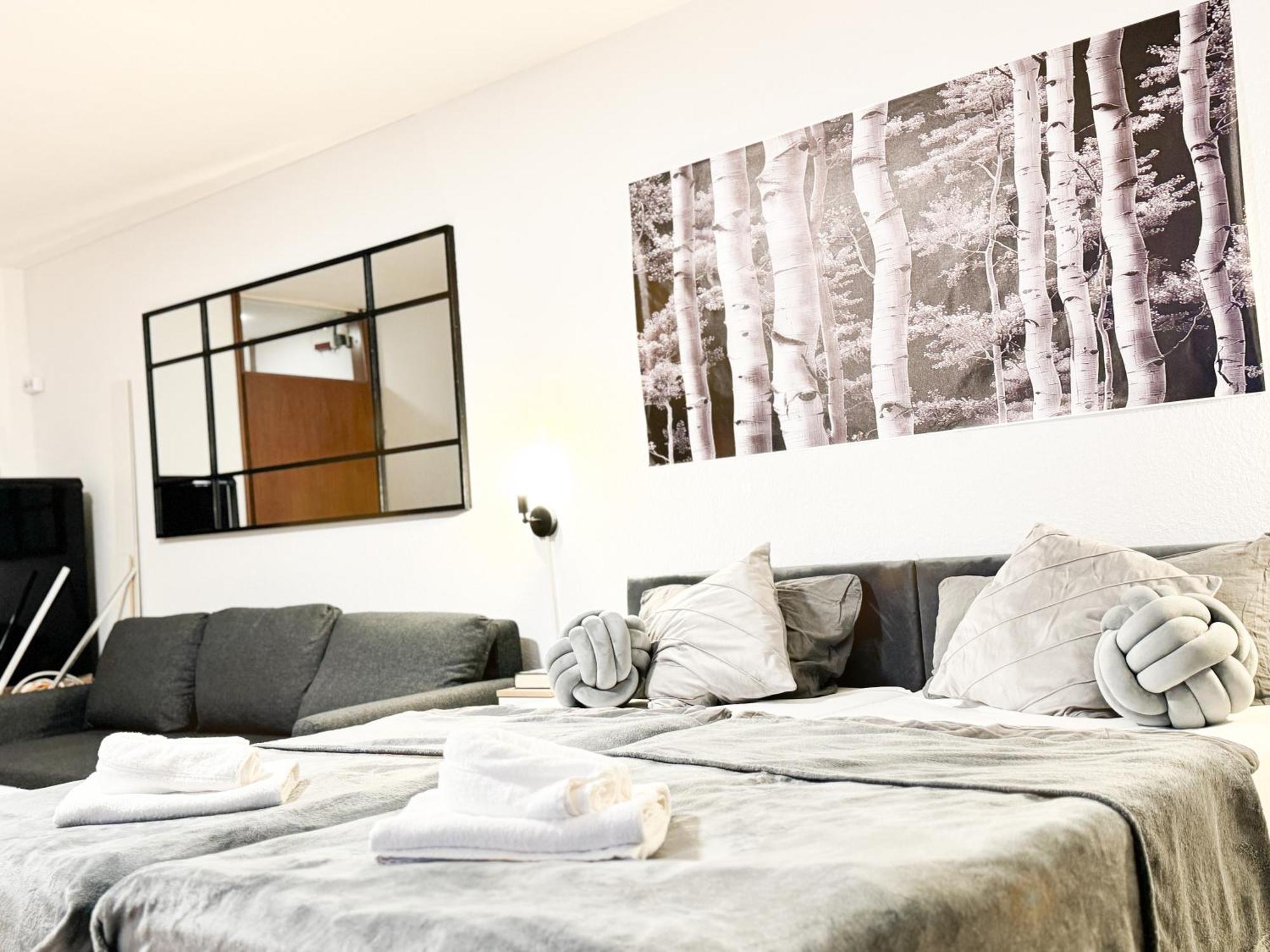 Modern Living In Karlsruhe - Frieden Apartments מראה חיצוני תמונה